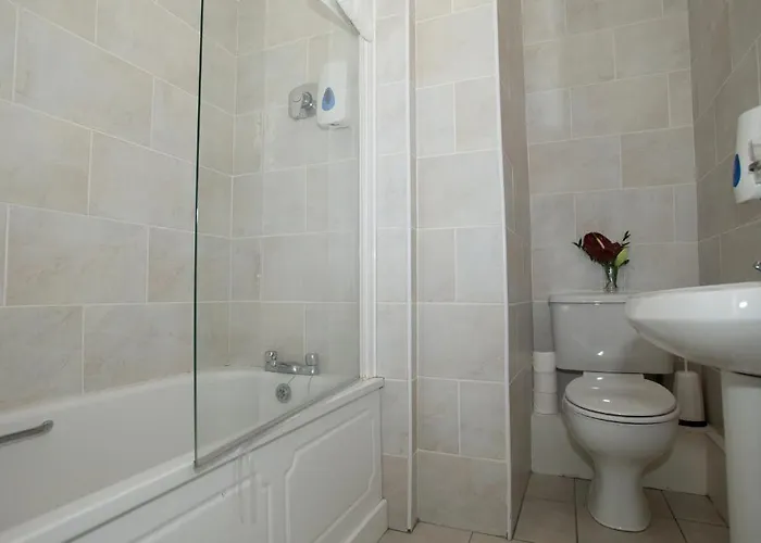 Отель The Charles Stewart 3*