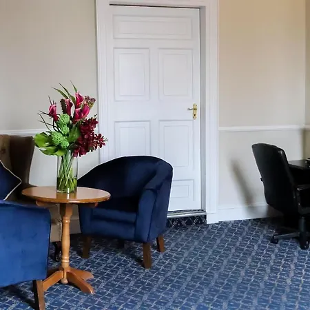 Hotel The Charles Stewart